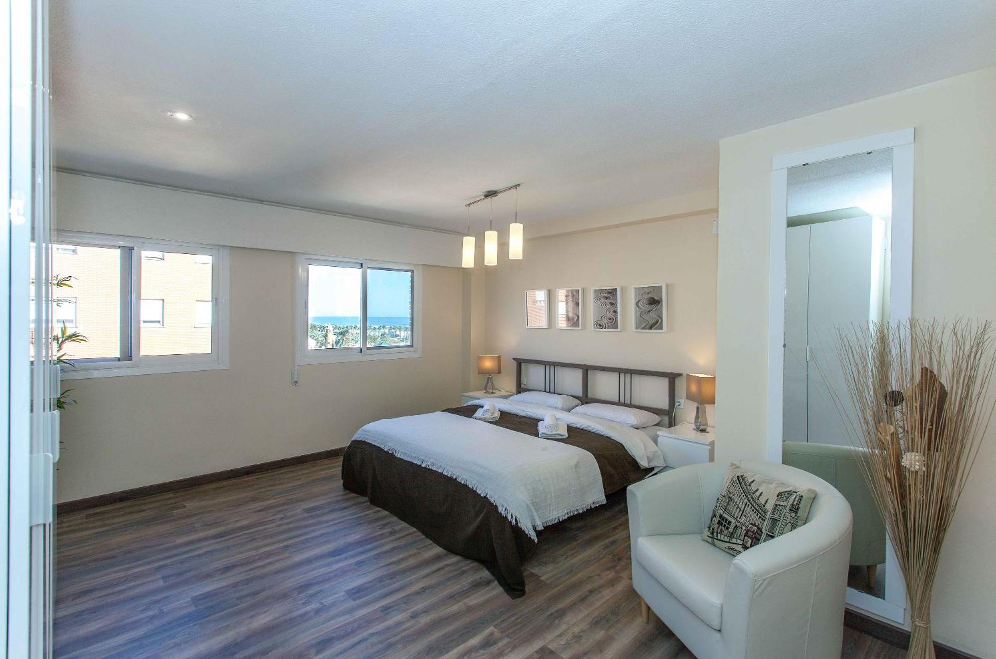 Apartment Malvarrosa Beach Cavite Valencia Exterior photo